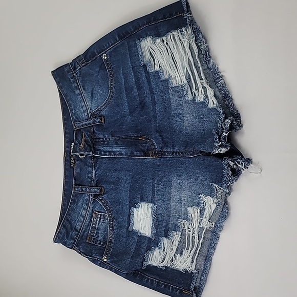 Fashion Nova Ladies Going Out Your Way Distressed  Denim Shorts Dark Wash SZ (S) - Picture 1 of 8